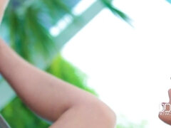Tetona, Hembra, Penetracion con dedos, Lesbiana, Lamidas, Al aire libre, Coño