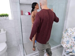 素人, 黒人, 巨乳な, バック, 黒人, 顔射, ピアス, 剃毛