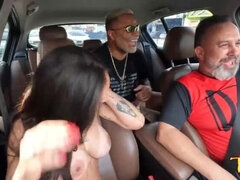 Team's Muse Makes Debut: First-Time Nudity with Louco de Refri's Safadinha from Xvideos