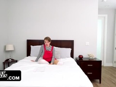 Pijpbeurt, Condoom, Sperma in mond, Schattig, Hondjeshouding, Hardcore, Natuurlijke tieten, Sokken