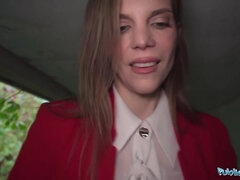 Femme couguar, Tir de sperme, Queue, Hard, Pov, Public, Réalité, Jarretelles