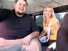 18 jahre, Leie, Blasen, Braunhaarige, Bus, Öffentlich, Realität, Jungendliche (18+)