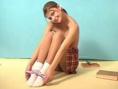 Любители, Жопа, Брюнетки, Пальцем, Тощие, Соло, Стриптизерша, Молоденькие