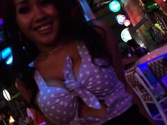 In den arsch, Arsch, Aus dem arsch in den mund, Blasen, Hd, Milf, Pov, Thai