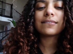 Grosse bite, Sucer une bite, Brunette brune, Famille, Branlette thaïlandaise, Hard, Pov, Jupe