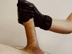 Schwarz, Spermaladung, Weibliche domination, Handschuhe, Handjob, Latex, Milf