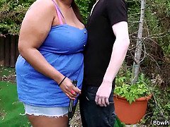 Wohlbeleibte schöne frauen, Grosser arsch, Grosse titten, Blasen, Fingern, Reiten, Schreiend, Titten