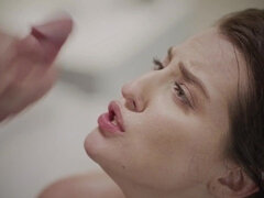 Brunette brune, Éjaculation interne, Tir de sperme, En levrette, Hd, Léchez, Chatte, Mouillée