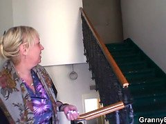 Lul, Omie, Handbeurt, Rijpe lesbienne, Moeder die ik wil neuken, Moeder, Stiefmoeder, Zuigen