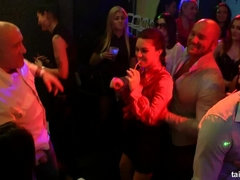 Zwart, Blond, Pijpbeurt, Schattig, Zoenen, Lesbisch, Orgie, Feest