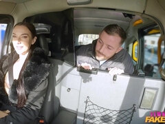 デカチン, デカパイ, フェラチオ, 茶髪の, 巨乳な, ハードコア, 牢屋, ストッキング