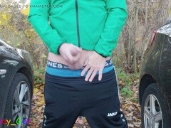 Leie, Auto, Pummelig, Schwanz, Masturbation, Im freien, Rasiert, Solo