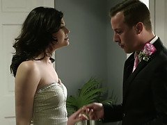 Stunning Brunette Jessica Rex Takes A Fast Fuck With Her BF Before The Wedding