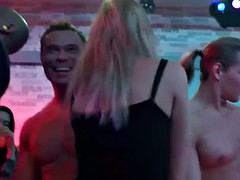 Leie, Tschechisch, Handjob, Hd, Orgie, Party, Ablutschen, Jungendliche (18+)
