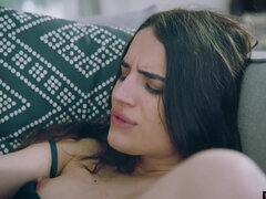 Gorge profonde, Doigter, Français, Branlette thaïlandaise, Hard, Hd, Maigrichonne, Suçant