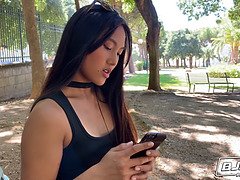 Grosse bite, Sucer une bite, Hd, Monstre, Petite femme, Maigrichonne, Thaïlandaise, Nénés