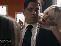 Arsch, Blondine, Domination, Frau frau mann, Handjob, Hardcore, Jungendliche (18+), Flotter dreier