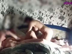 18 летние, Парочка, Ноги, Домашнее видео, Мужья, Два парня и девушка, Крошечные, Сюрприз