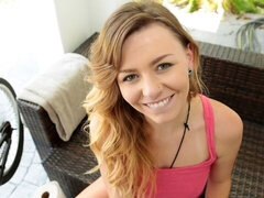 Amateur, Cul, Blonde, Sucer une bite, Branlette thaïlandaise, Pov, Rasée, Adolescente