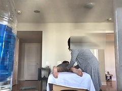 アジア人, デカパイ, 黒人, 黒人, 手コキする, マッサージ, 淫乱熟女, のぞき