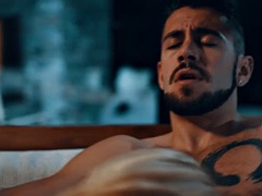 デカパイ, フェラチオ, 足, フェティッシュ, 足フェチ, 手コキする, キス, シーメール