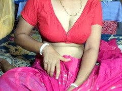 18 años, Verga grande, Desfloración, Indio, Besar, Pezones, Juguetes, Esposa