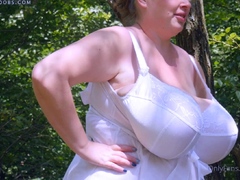 Amateur, Bbw, Hd, Milf, Outdoor