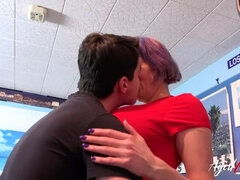 Grote kont, Omie, Hardcore, Hd, Rijpe lesbienne, Moeder die ik wil neuken, Moeder, Zuigen