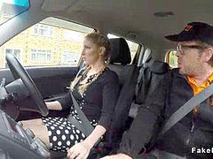 Amateur, Sucer une bite, Britannique, Européenne, Hard, Public, Espionne, Voyeur