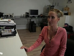 18 jaar, Enthousiasteling, Blond, Duits, Hd, Tatoeage, Plagen, Tieten likken