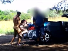 Sucer une bite, Brunette brune, Voiture, En levrette, Hard, Public, Espagnole, Adolescente