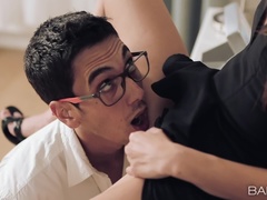 美女, フェラチオ, カップル, 顔射, 手コキする, なめる, オフィス, オマンコ