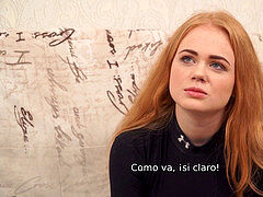 DEBT4k. La encantadora Rose kinky compra una gran televisión pero