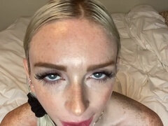 ディルド, 顔射