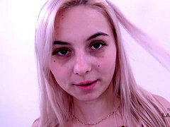 Lamer culo, Entrevista, Mamada, Coche, Penetracion con dedos, Primera ves, Anilingus, Adolescente