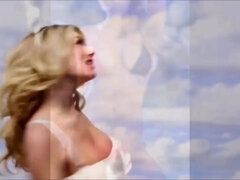 Grosse titten, Bikini, Blondine, Vollbusig, Kompilation, Spermaladung, Handjob, Natürlichen titten