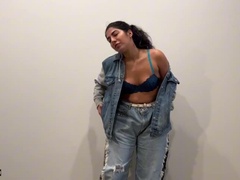 Amateur, Grosse bite, Brunette brune, Collège université, Éjaculer dans la bouche, Timide, Nénés