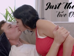 Grote kont, Bruinharig, Sperma in mond, Lul, Handbeurt, Hd, Klein, Tatoeage