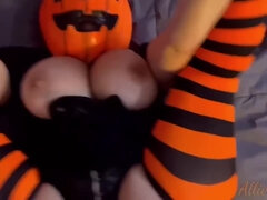 Culo grande, Tetas grandes, Flexible, Tetas naturales, Fiesta, Pov, Público, Bajo la falda