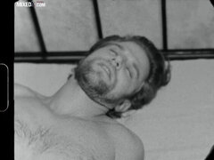 Anal, Cul à la bouche, Grosse bite, Bite énorme, Serbe, Gicler, Avaler, Nénés