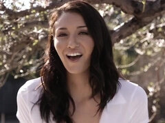 Gros seins, Sucer une bite, Brunette brune, Éjaculation interne, Gorge profonde, Hard, Mère que j'aimerais baiser