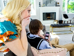 Anaal, Grote kont, Grote lul, Grote mammen, Blond, Pijpbeurt, Moeder die ik wil neuken, Moeder