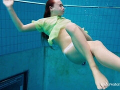 ビキニ, 茶髪の, フェティッシュ, ロシア人, シャワー, ソフトコア, ティーン, オッパイの