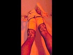 ゴス, 下着, パンティ, 小柄, シーメール, ストッキング, タトゥー, ヒモパン