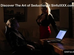 デカパイ, ズームショット, 指いじり, 巨大, 淫乱熟女, オフィス, オマンコ, オッパイの