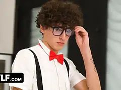 Kinderhüterin, Kondom, Hundestellung, Hd, Monster, Natürlichen titten, Nippel, Orgasmus