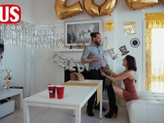 Grosse titten, Blasen, Vollbusig, Hd, Lecken, Muschi, Eng, Nass