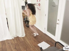 In den arsch, Arsch, Grosse titten, Kehlenfick, Arzt, Transe, Arsch lecken, Transfrau