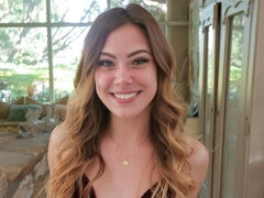 Cul, Blonde, Sucer une bite, En levrette, Branlette thaïlandaise, Maman, Dénudage, Adolescente