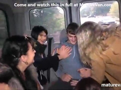 Mamada, Morena, Coche, Polla, Sexo duro, Madres para coger